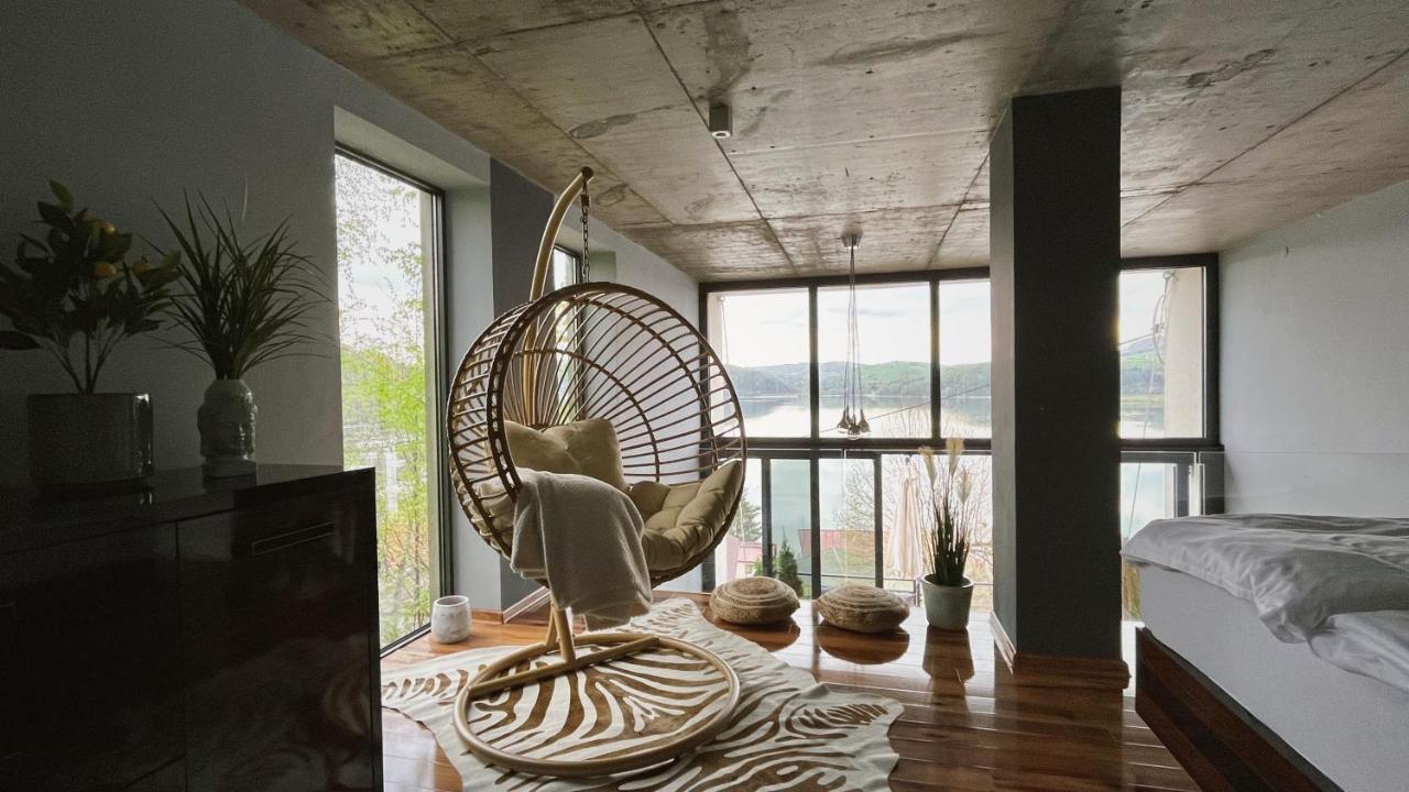 Willa Znamirowice Apartment *